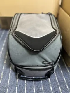 Item thumbnail for item 3eed12f6-81a2-4592-bbf3-75c3f072f69c