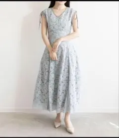RANDA ブルー レース Vネック レースワンピース