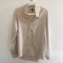 Dazy 長袖シャツ ベージュ Lサイズのサムネイル
