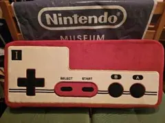 ニンテンドーミュージアム限定 ファミコンコントローラクッションのサムネイル