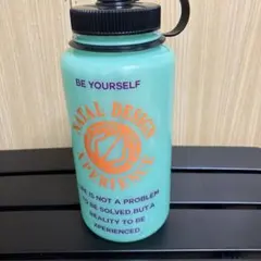 非売品・未使用】PRADA ステンレス ボトル 350ml タンブラー - メルカリ