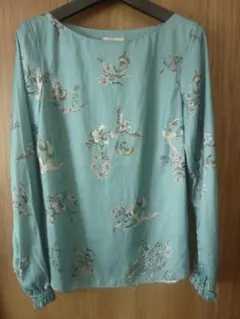 未使用　H＆M 長袖トップスのサムネイル