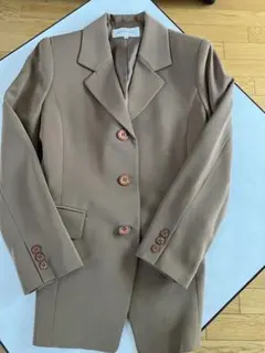 テーラードジャケット