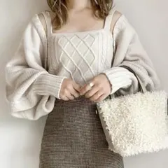 ボリュームスリーブカーディガンXケーブル編みキャミソールニットアンサンブル