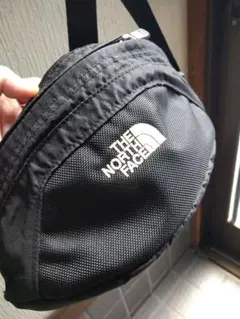 THE NORTH FACE ボディバッグ ブラック　グラニュールウエストバッグ