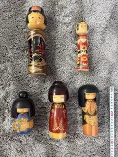 伝統的な日本のこけし 5体セット