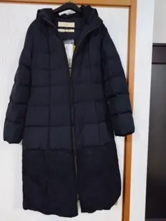 【未使用品】ダウンコート　シビラ　レース素材のサムネイル