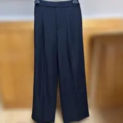 ストレートパンツ　ブラック、S