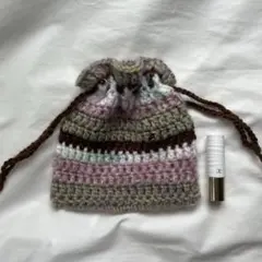 【ハンドメイド】かぎ編み巾着ポーチ♡（ピンクと茶色と緑メイン）