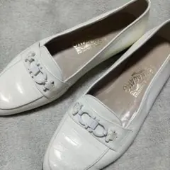 美品　Ferragamo 24.5cm パンプス 白 ガンチーニsize7.5