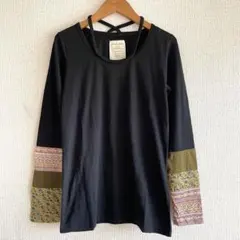 【新品】ブラック 長袖 トップス 袖パッチワーク 花柄 切り替え Tシャツ F