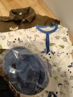 【ワンコイン】　恐竜柄　ロンパース 長袖 半袖 前開き ベビー 男の子　帽子