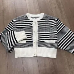ボーダー柄パールボタンカーディガン