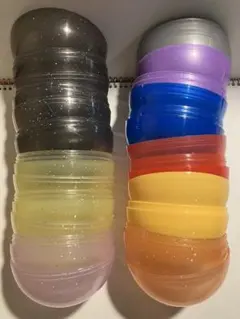 ガチャガチャ　カプセル　容器　空