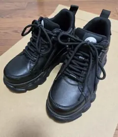 バッファローロンドン 厚底スニーカー 22.5~23.0