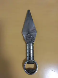 ボトルオープナー　忍者グッズ　クナイ