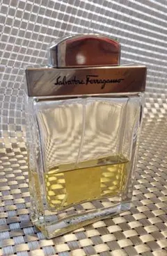 Salvatore Ferragamo　フェラガモ　プールオム　オードトワレのサムネイル