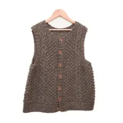 【美品】BOSTON NINE ケーブルニットノースリーブベスト