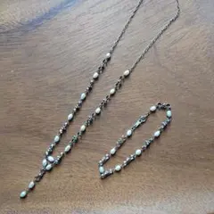 Item thumbnail for item 4d6ab1b1-bfea-4b64-bc5e-24e90fac1a67