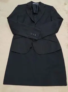 LES MUES Femme 　レディーススーツ上下