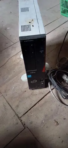 FUJITSU ESPRIMO デスクトップPC 本体 ジャンク品 動作未確認