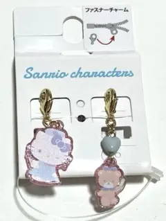 サンリオ　Sanrio ナース　キティ　ファスナーチャーム