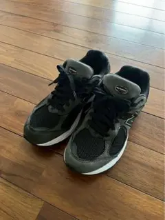 New Balance ML2002RB グレー/ブラックのサムネイル