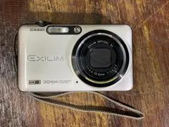 EXILIM EX-FC100 CASIO デジカメ コンデジ - メルカリ