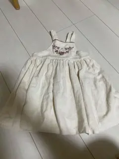 monbebe 刺繍エプロンワンピース　サイズM 韓国子供服