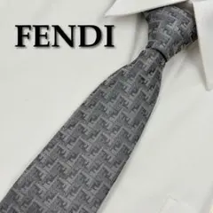 ✨️美品✨️ FENDI フェンディ ネクタイ ハイブランド ズッカ柄 グレーのサムネイル