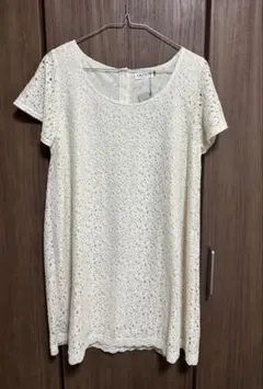 新品、未使用　LEPSIM 花柄総レース　半袖チュニック　ワンピース　Mサイズのサムネイル