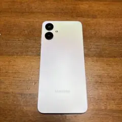 Samsung Galaxy A25 5G ホワイト