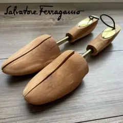 フェラガモ シューツリー シューキーパー 木製 M Ferragamoのサムネイル
