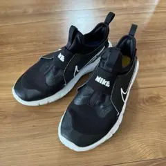 ナイキ（NIKE）子供用シューズ 黒×白