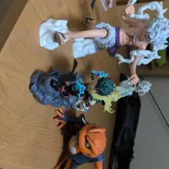 フィギュアセットです