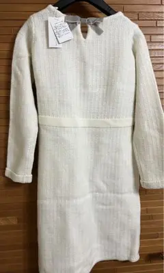 ホワイトラメニットワンピース ※タグ付き新品　プロポーションボディドレッシ
