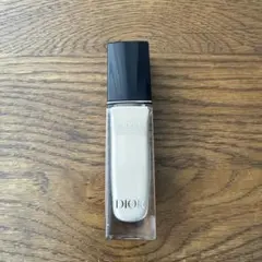 Dior フォレヴァー スキン コレクター 00.5N