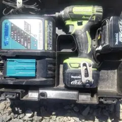 インパクトドライバー 工具 DIY 18V ドライバー マキタ互換 黒色 B2 