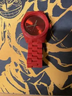 adidas 時計　レッド