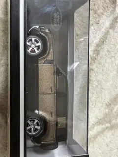 Land Rover Defender 110X ミニカーのサムネイル