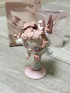 POP MARTのフィギュアです。 SKULLPANDAシリーズになります。