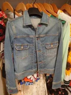 Item thumbnail for item 3178d735-b815-4406-ab5b-a31d4dc2f4f3