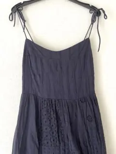 ZARA 刺繍ワンピース　ネイビー