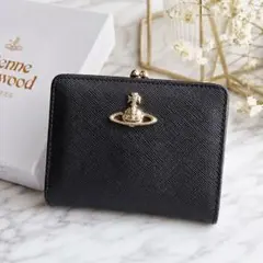 Vivienne Westwood がま口 二つ折り財布 オーブ 黒 レザーのサムネイル