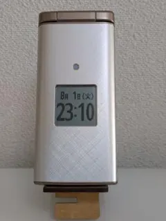 【美品】au簡単ケータイ KYF38本体シャンパンゴールド 充電器付き