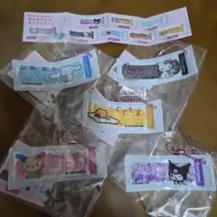 ばんそうこうキーホルダー2 5種　サンリオ　ガチャ