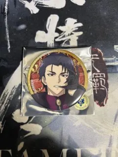終わりのセラフ　カラオケの鉄人　缶バッジ　グレン 終わりのセラフ カラオケの鉄人 一瀬グレン グリッター缶バッジ - メルカリ