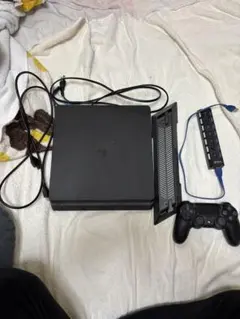 PlayStation 4 本体 + コントローラー　500GB