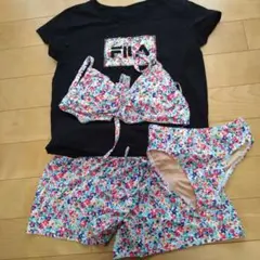 FILA 水着 4点セット 花柄 セパレートのサムネイル