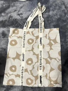 【日本限定デザイン】marimekko マリメッコ　ウニッコ柄　トートバッグ